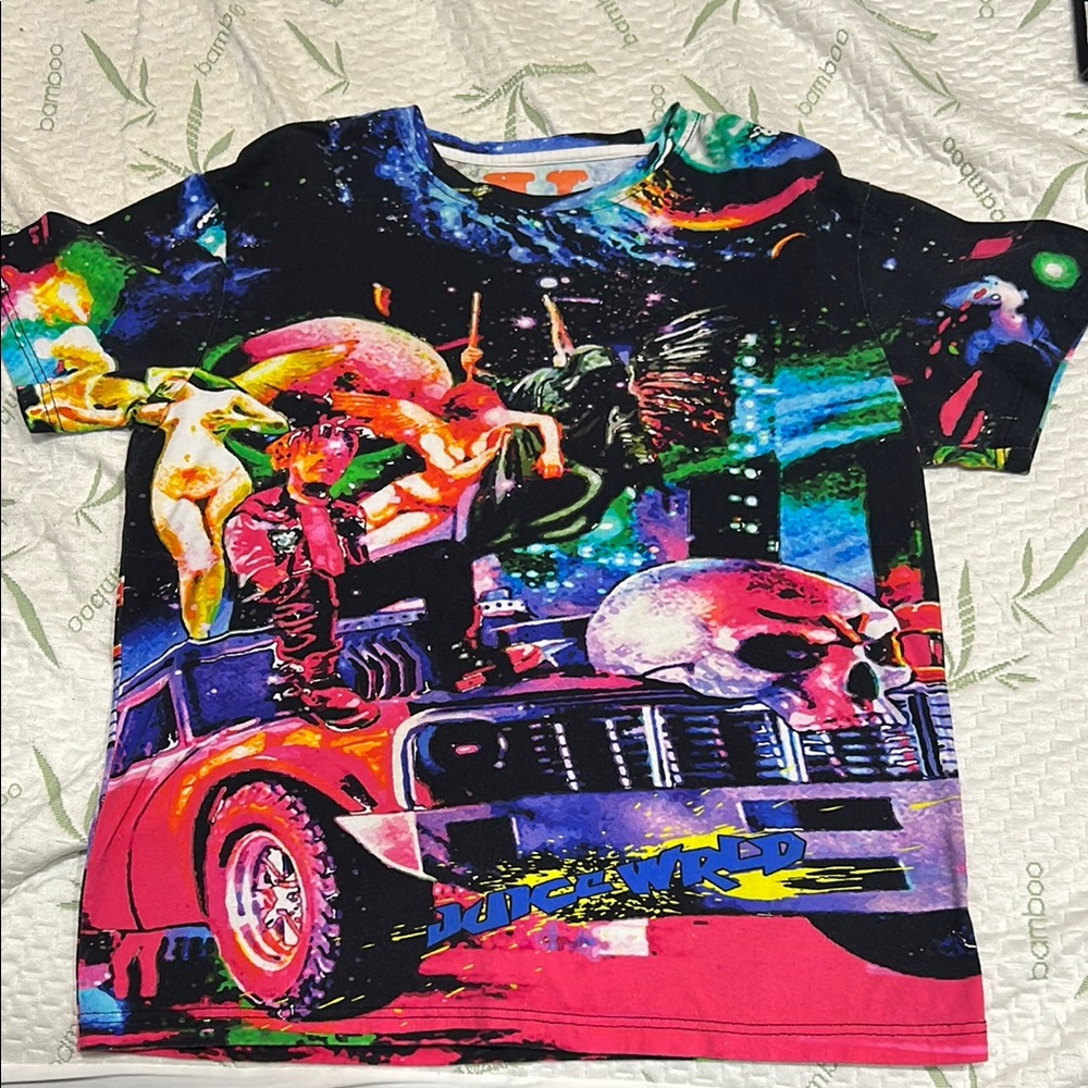 Vlone juice world  Graphic T-Shirt large euc